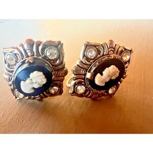 Vintage Cameo Screwback‎ Earrings Gold Tone with Rhinestones